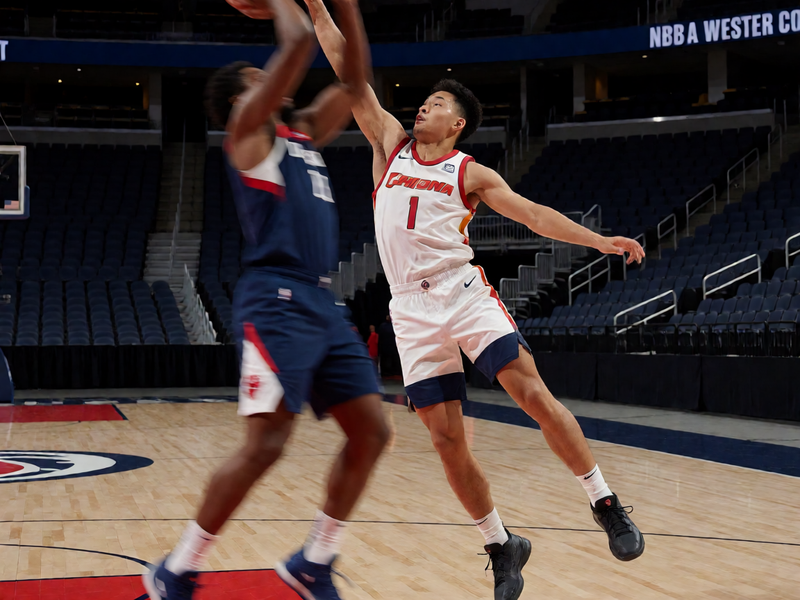 NBA篮球比赛激烈对抗画面
