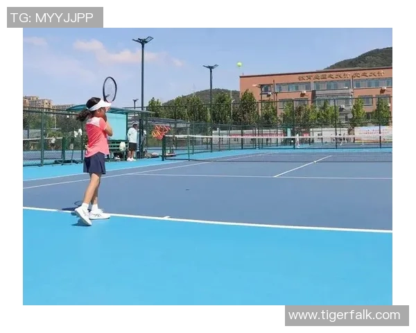 高效网球训练方法解析 提升球技与体能的全面策略 高效网球训练方法解析 提升球技与体能的全面策略