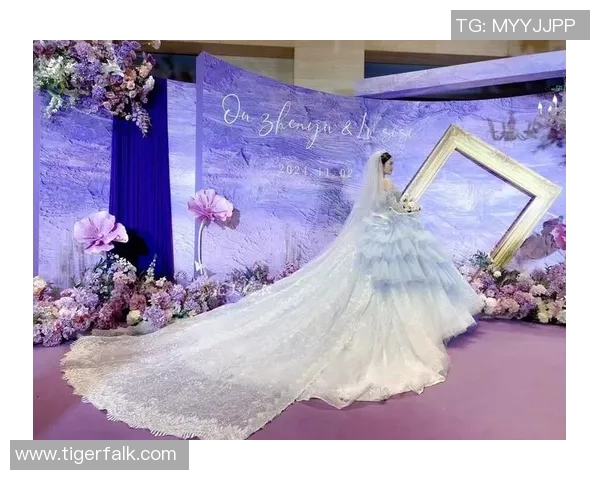 梦幻婚纱盛宴：探索完美婚礼礼服的设计艺术与穿着秘籍